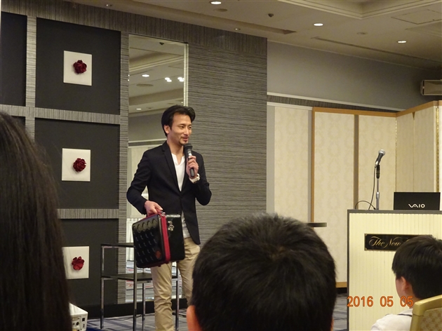 高橋智隆ロボットショー